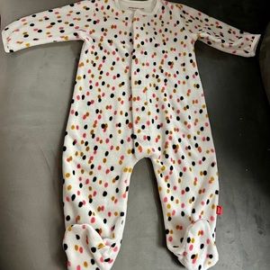 Magnetic Me confetti velour footie 6-9